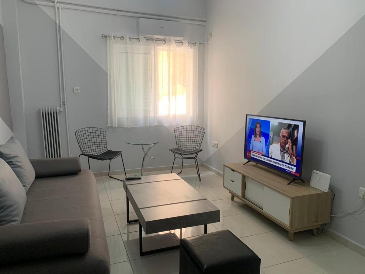شقة Renovated And Cool Flat In Ideal Location أثينا المظهر الخارجي الصورة
